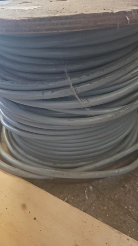 Grondkabel 4x10mm2, Ophalen, Kabel of Snoer