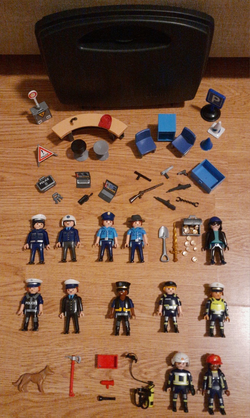 Playmobil politiebureau speelset poppetjes + accessoires, Ophalen of Verzenden, Zo goed als nieuw