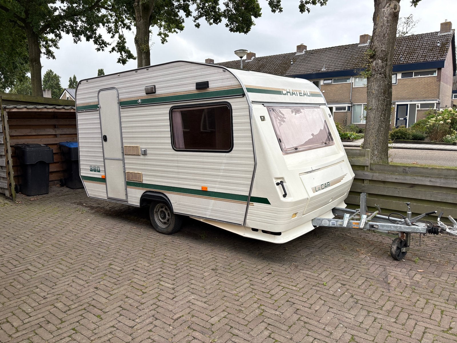 Chateau La Car 380, Caravans en Kamperen, Chateau, Schokbreker, Rondzit, Tot en met 2