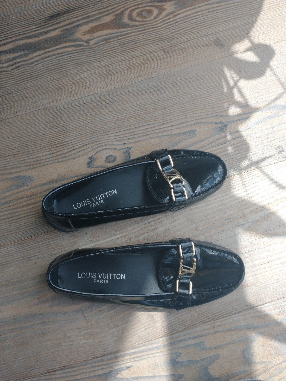 Louis Vuitton schoenen maat 40, Louis Vuitton, Ophalen of Verzenden, Gedragen, Instappers