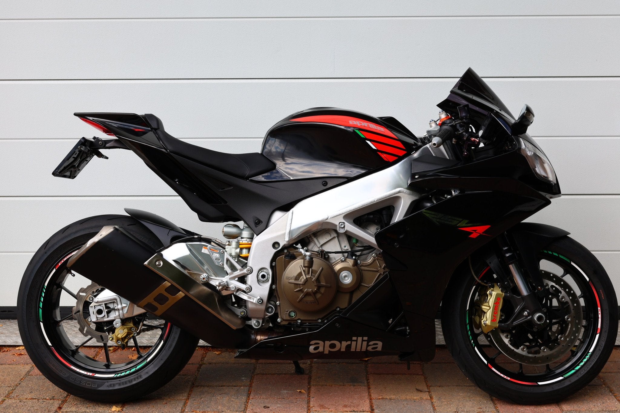 Aprilia RSV4 | RSV4R ABS BLACK EDITION (bj 2009), Bedrijf, Super Sport, Meer dan 35 kW, 999 cc