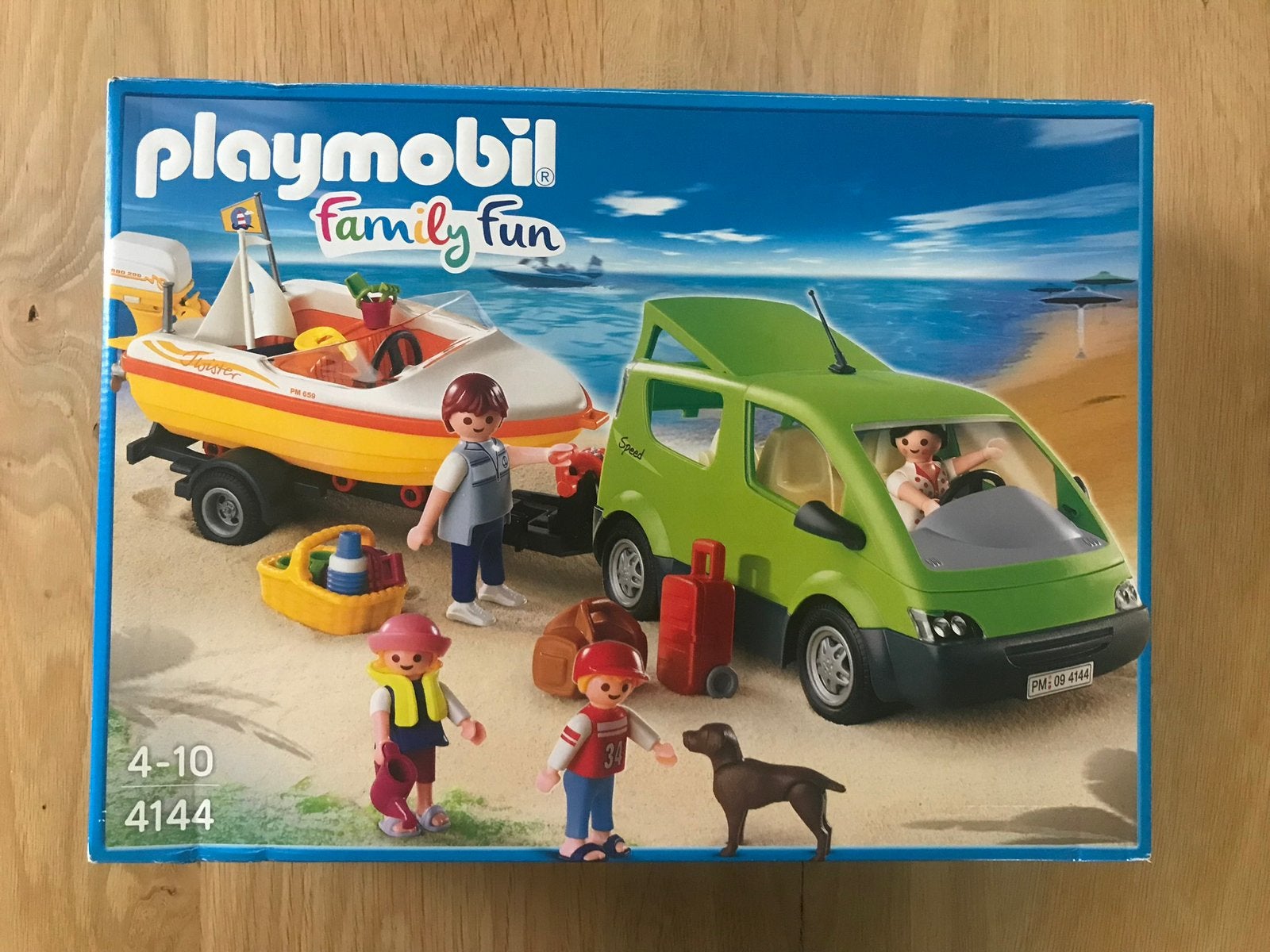 PLAYMOBIL Gezinswagen met boot - 4144, Kinderen en Baby's, Speelgoed | Playmobil, Ophalen of Verzenden, Zo goed als nieuw
