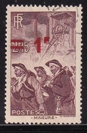 4974 - Frankrijk michel 489 gestempeld , Mijnwerkers met opd, Postzegels en Munten, Verzenden, Gestempeld