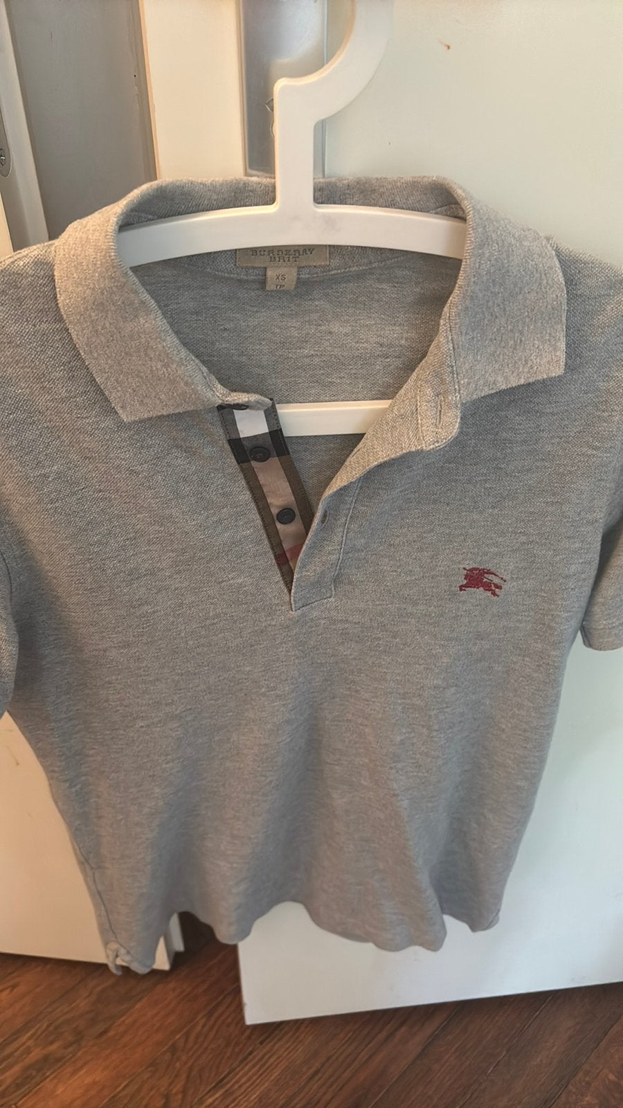 Licht grijze polo BURBERRY, Ophalen of Verzenden, Zo goed als nieuw, Maat 46 (S) of kleiner, Grijs