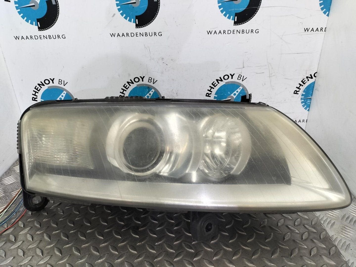 AUDI A6 audi a6 2.4 A6  KOPLAMP R 2005, Ophalen of Verzenden, Gebruikt, Stiba lid