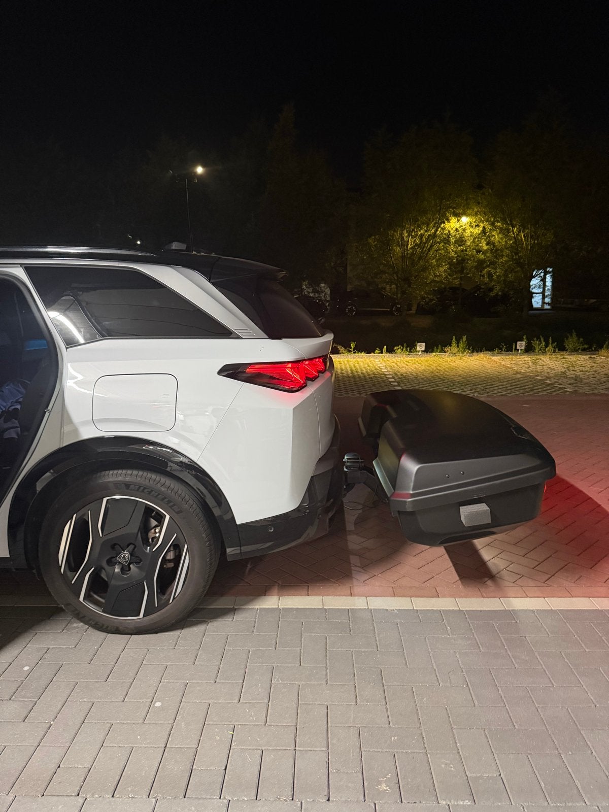 Thule Arcos XL – 450L Trekhaakkoffer beter dan een dakkoffer, Ophalen, Nieuw