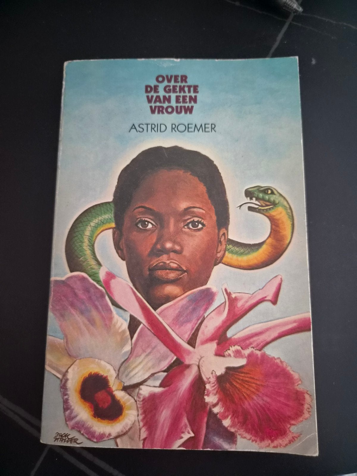 Over de Gekte van een Vrouw - Astrid Roemer, Ophalen of Verzenden, Gelezen, Astrid Roemer, Nederland