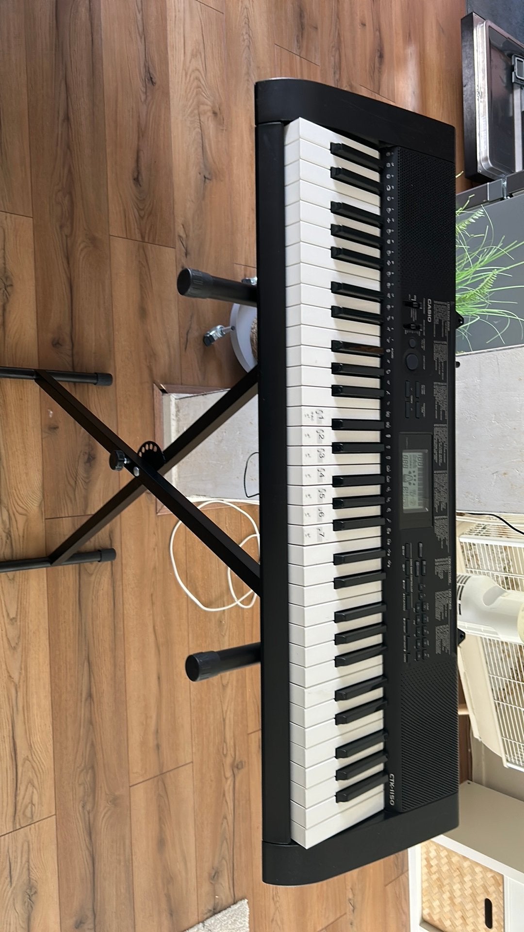 Casio CTK-1500 Keyboard met standaard en lesboeken, Ophalen, Casio, 61 toetsen, Zo goed als nieuw