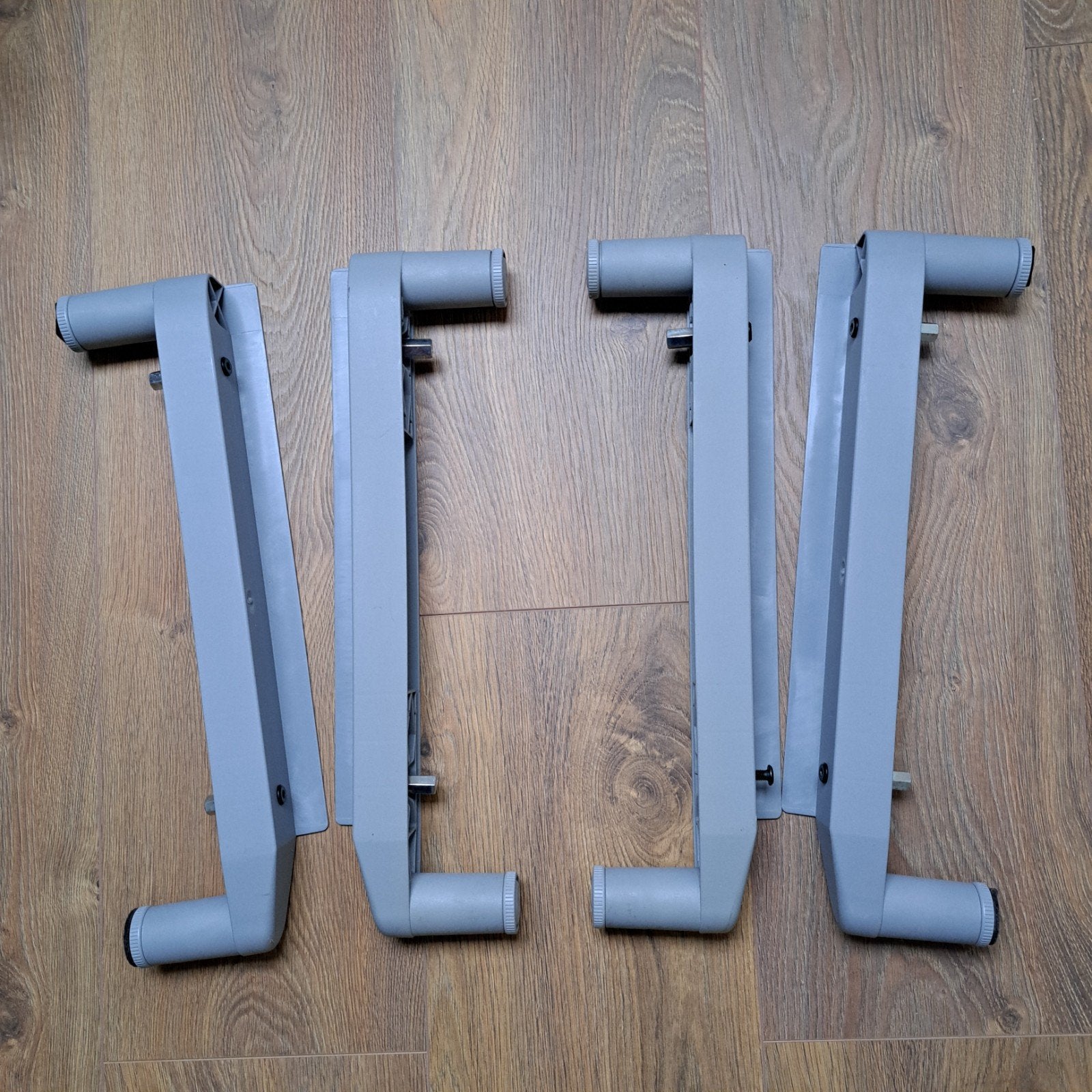 Wieltjes ikea effektiv (3 paar) plus 2 paar kastpoten, Ophalen, Gebruikt