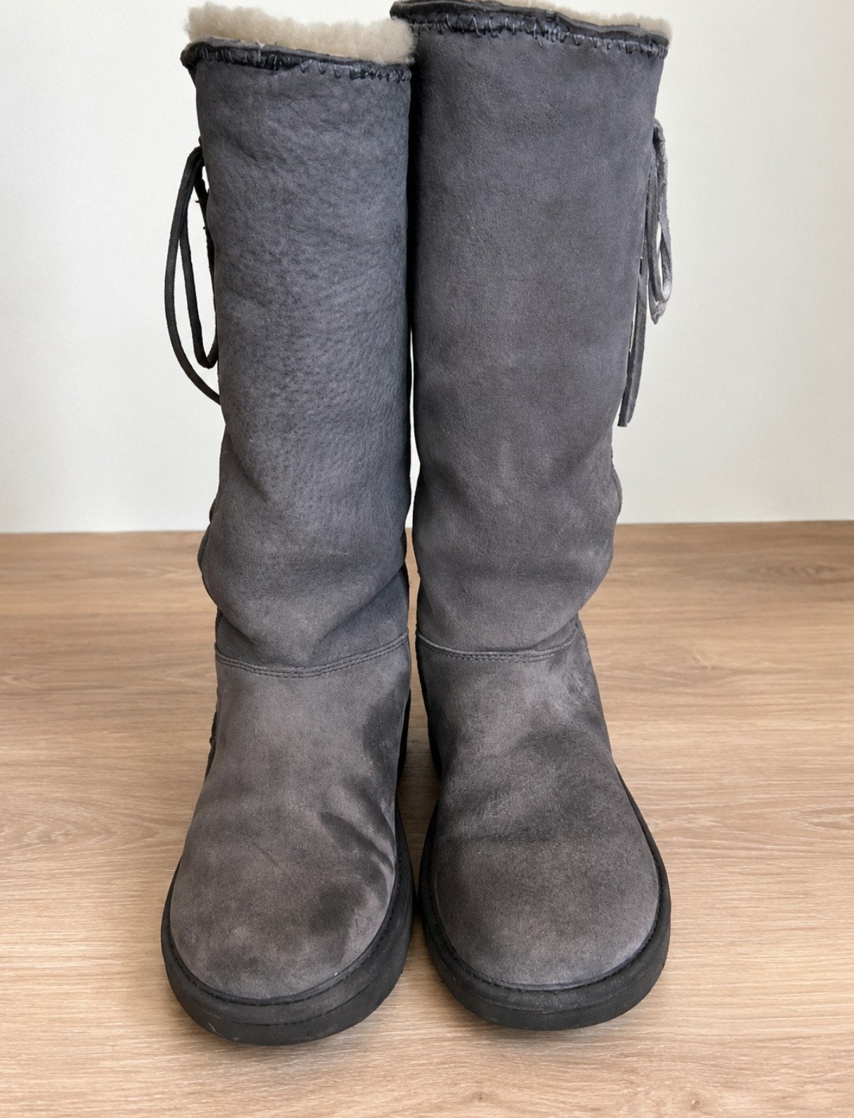 UGG Upside Suede Boots - Maat 39 - Grijs/Taupe, Kleding | Dames, UGG, Lage of Enkellaarzen, Ophalen of Verzenden, Zo goed als nieuw