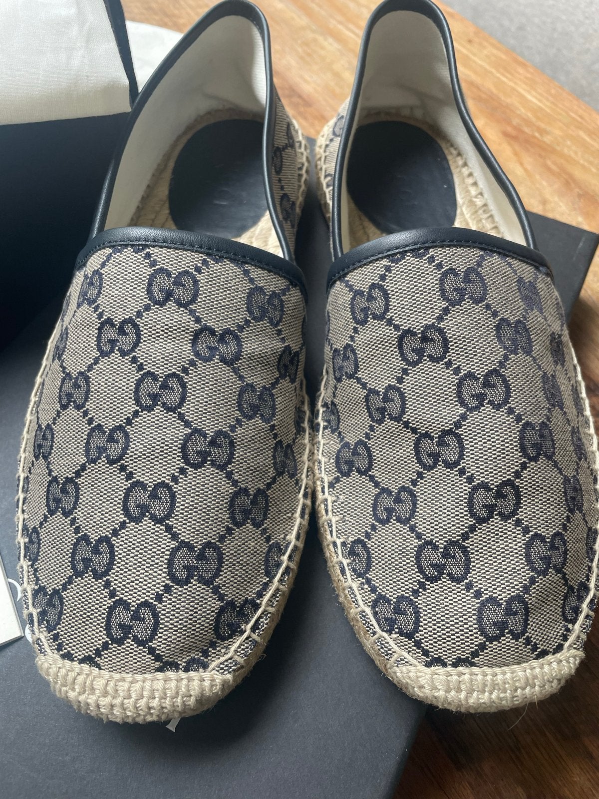 Gucci Espadrilles/Instappers - Zo goed als nieuw (EU 39), Kleding | Dames, Schoenen, Ophalen of Verzenden, Zo goed als nieuw, Overige kleuren