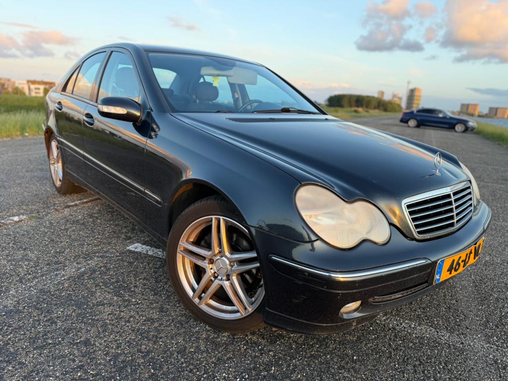 Mercedes-Benz C-Klasse 200 K AUTOMAAT/TREKHAAK/NAVI/NAP, Automaat, 10 km/l, Bedrijf, Blauw
