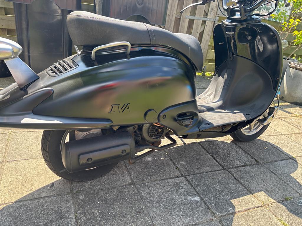 IVA Scooter Zwart -NIEUW ZIE BESCHRIJVING - onderhandelbaar, Ophalen, Gebruikt, Maximaal 25 km/u, Benzine