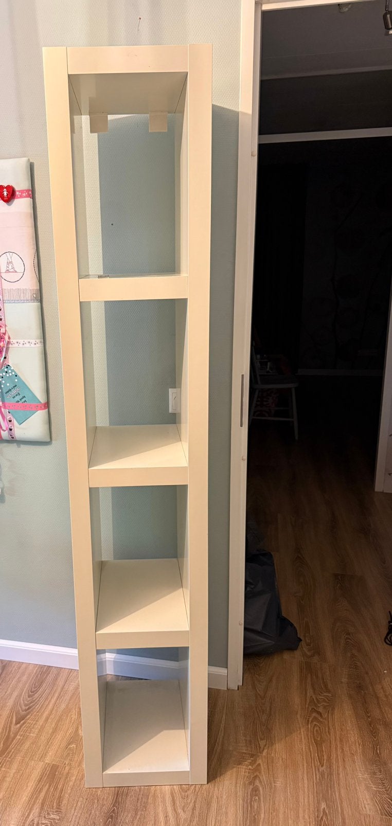 Kallax 4 vakken kast, Huis en Inrichting, Kasten | Boekenkasten, Gebruikt, 150 tot 200 cm, 25 tot 50 cm, Met plank(en), Overige houtsoorten
