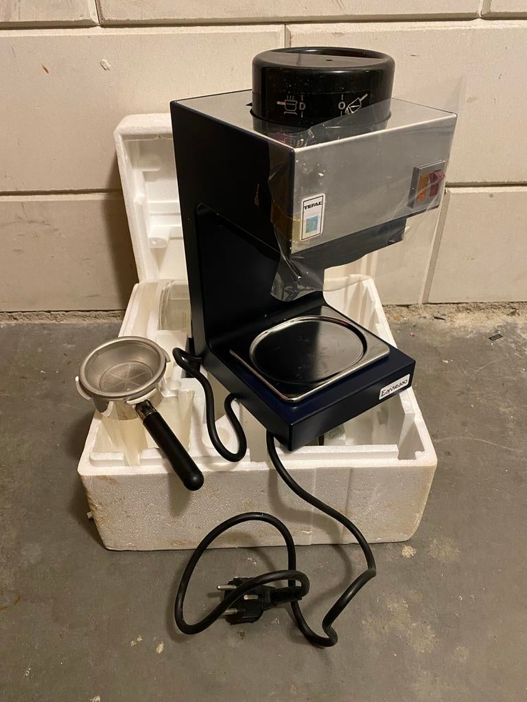 Ongebruikt Tefal Espresso Koffiezetapparaat - Vintage 80s, Witgoed en Apparatuur, Koffiezetapparaten, Espresso apparaat, Gemalen koffie