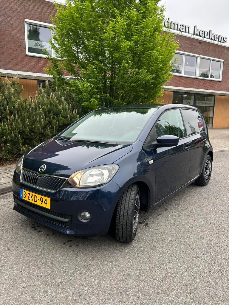 Skoda Citigo 2015 | Airco, Cruise, CarPlay | APK 01-2027, Auto's, Voorwielaandrijving, 840 kg, Origineel Nederlands, 24 km/l