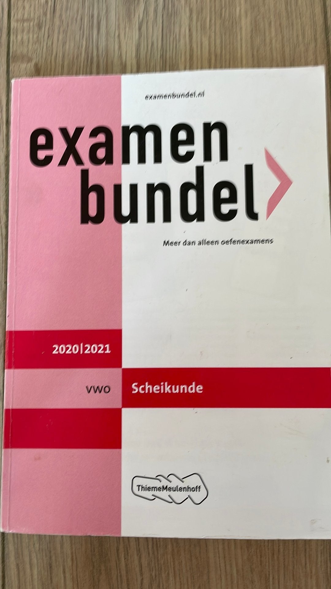Scheikunde Examenbundel 2020-2021, Boeken, Ophalen of Verzenden, Zo goed als nieuw, HAVO, Scheikunde