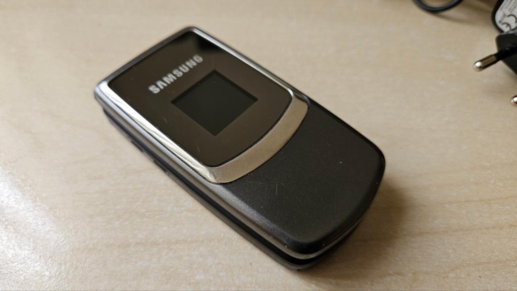 Samsung SGH-B320, Telecommunicatie, Overige modellen, Geen camera, Zwart, Overige systemen