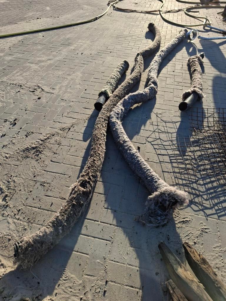 Gebruikte drainagebuis rond 100mm, Doe-het-zelf en Verbouw, Buizen en Afvoer, Ophalen, Gebruikt, 6 meter of meer, 80 mm of meer