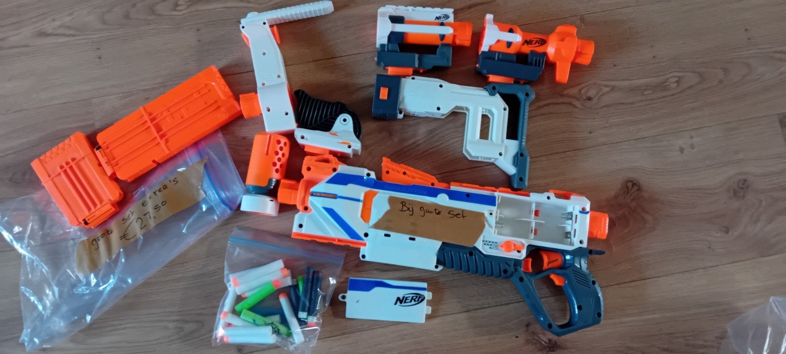 Grote Nerf set met accessoires en pijltjes, Ophalen of Verzenden