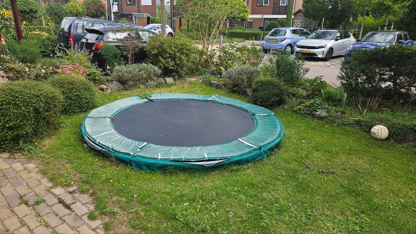 Grote ingegraven trampoline - Gebruikt, Ophalen, Gebruikt