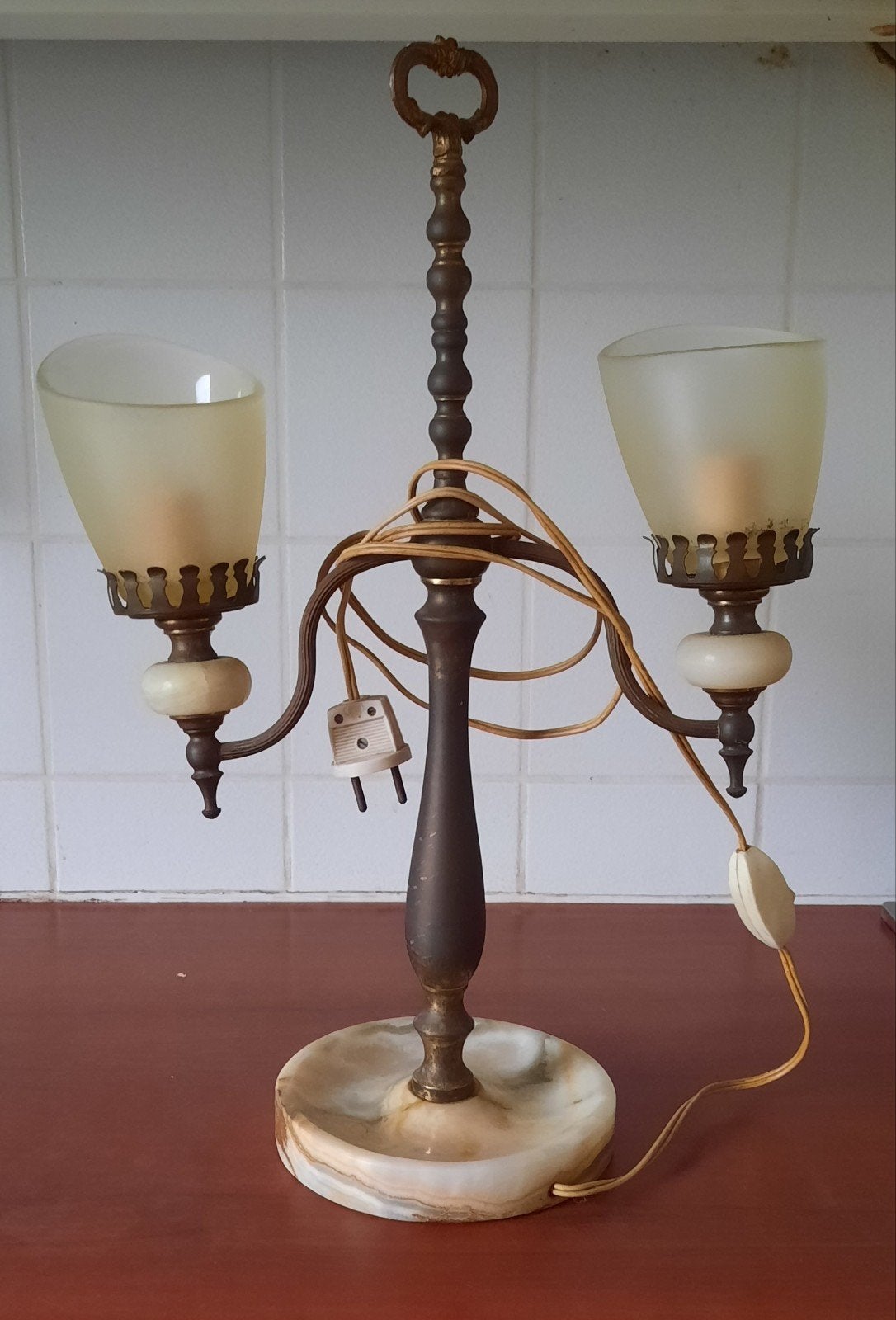 Vintage Tafellamp met 2 Lichtpunten en Marmeren Voet, Antiek en Kunst, Ophalen