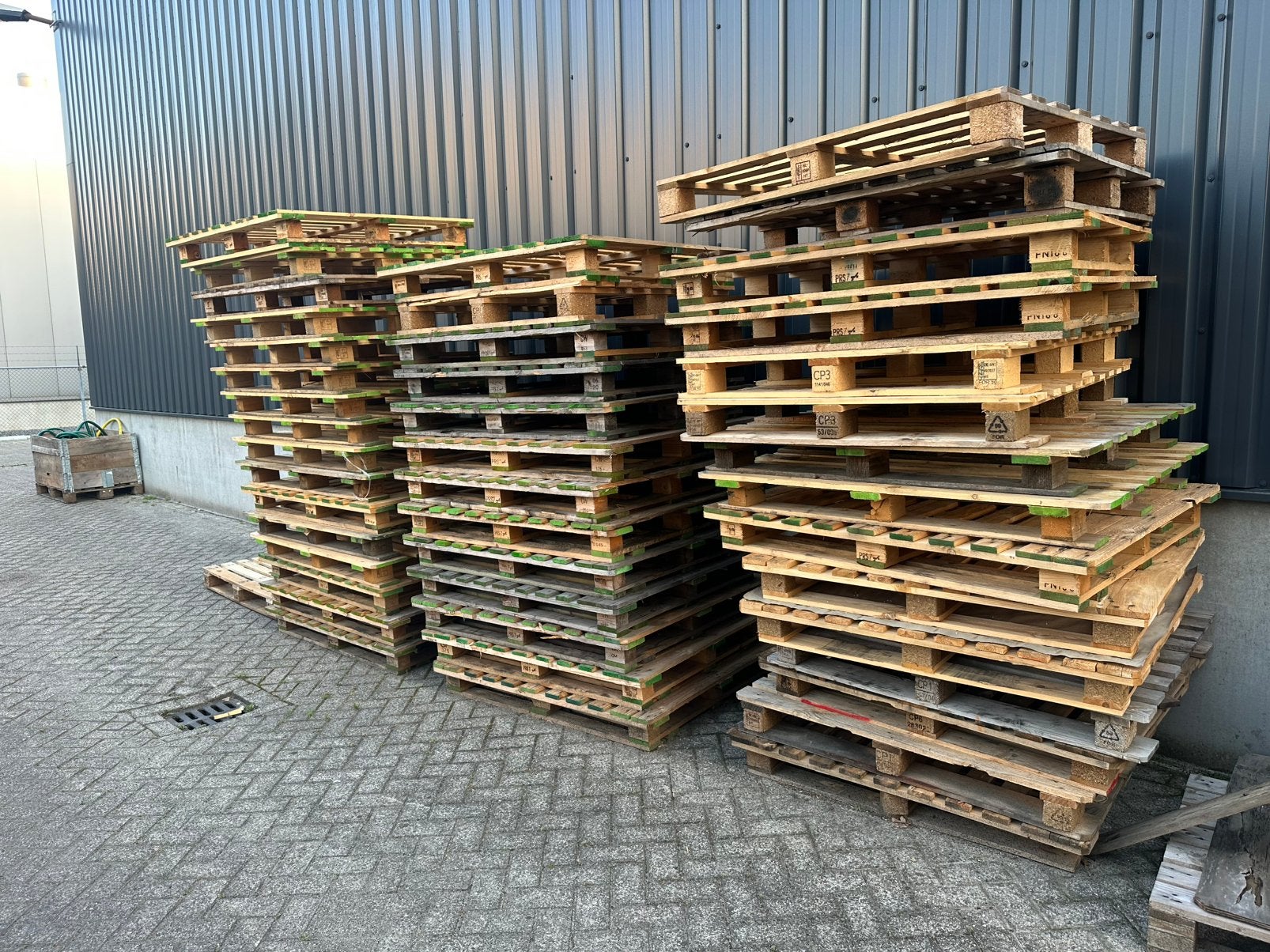 Blokpallets te koop, Ophalen of Verzenden, 50 mm of meer, Pallet, Minder dan 200 cm