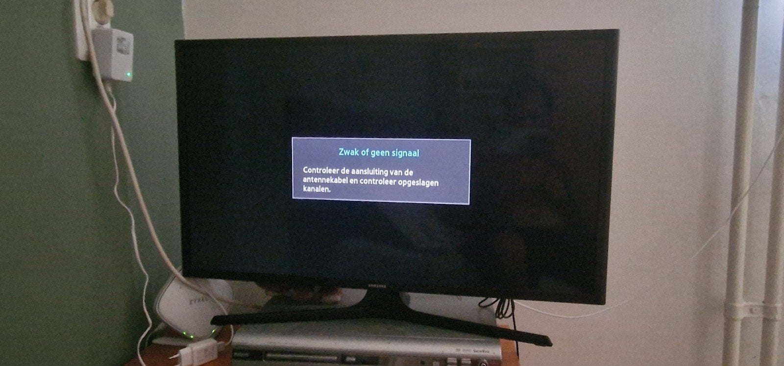 Samsung 32 inch lcd tv te koop! let op geen smart tv!!, Ophalen, 50 Hz, Samsung