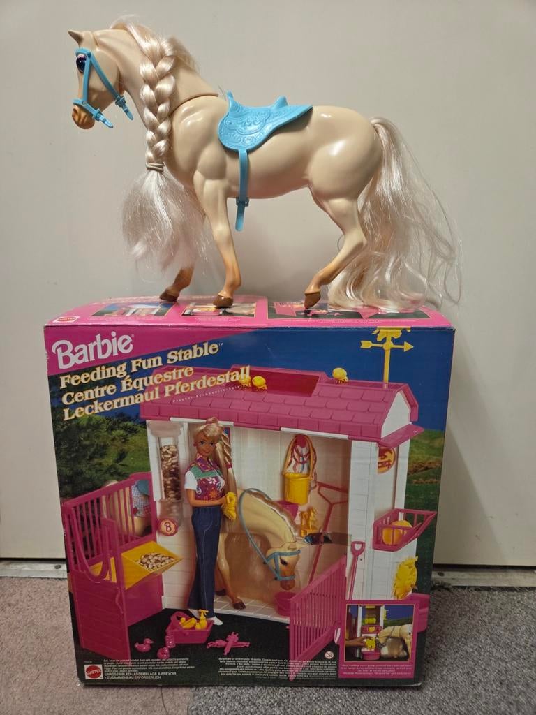 Barbie Paardenstal met Paard - Mattel Speelset, Ophalen of Verzenden, Gebruikt, Barbie