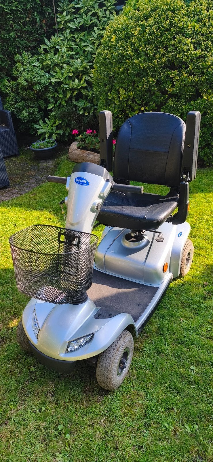 Scootmobiel Leo Invacare, Ophalen