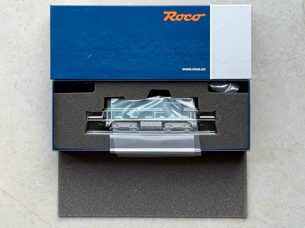 NIEUW ROCO H0 7320007 2400 2415 NS Locomotief Dig Sound AC, Ophalen, Wisselstroom, Locomotief, Nieuw