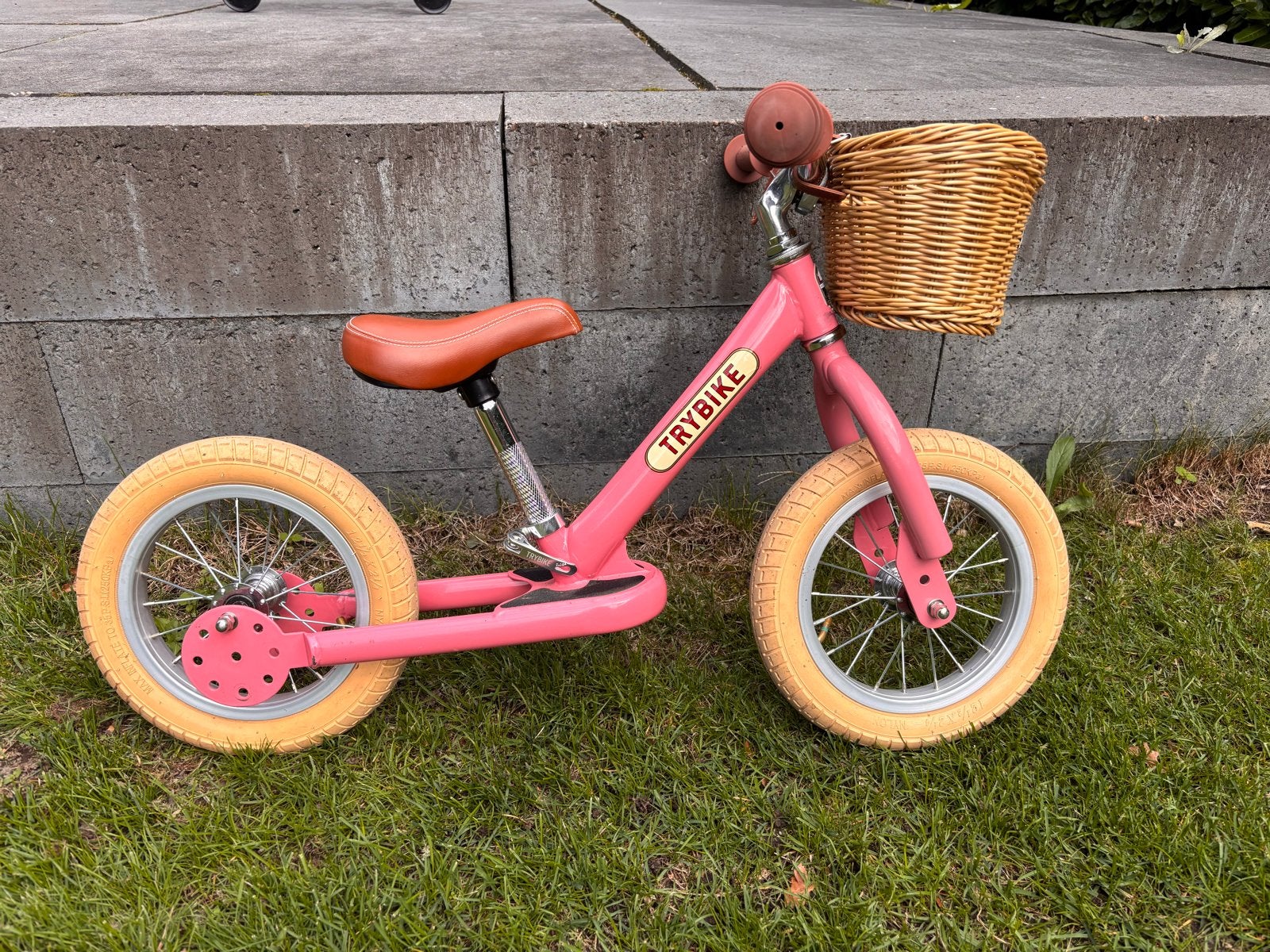 Trybike loopfiets roze (incl. mandje), Ophalen of Verzenden, Zo goed als nieuw