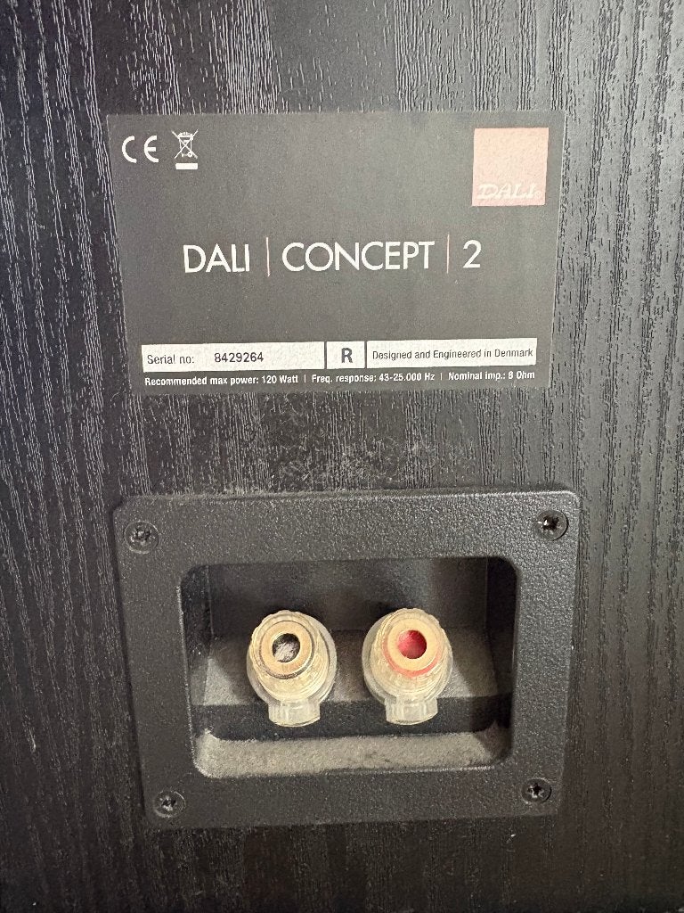 Excellent! Yamaha RX‑V475 AV Receiver + 2 DALI Speakers
