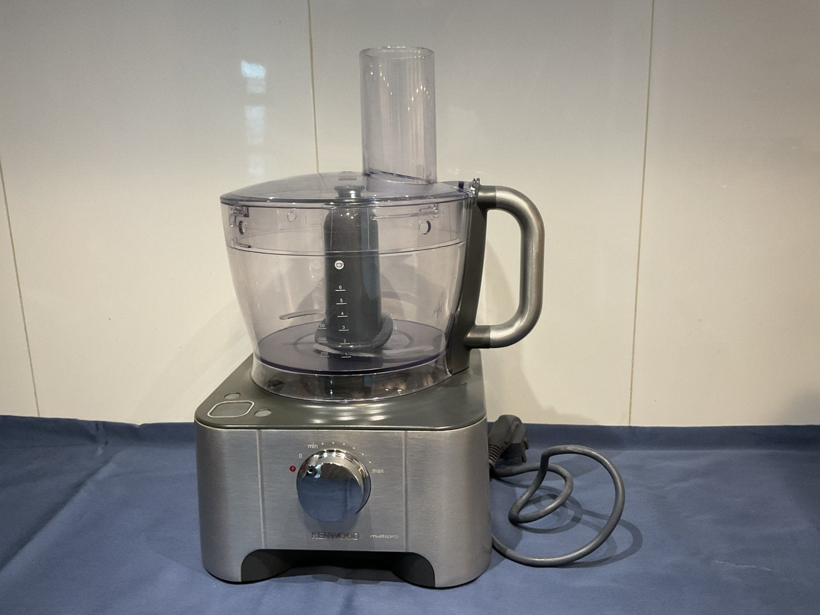 Kenwood Multipro FP 959 Keukenmachine 1000 Watt, Witgoed en Apparatuur, 2 tot 3 liter, Ophalen of Verzenden, Gebruikt, 3 snelheden of meer