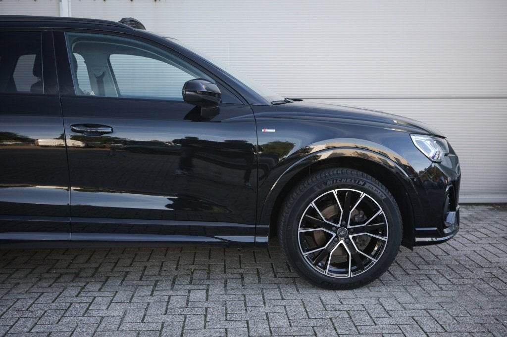 Audi Q3 35 TFSI S L. Pro L.S, Automaat, Euro 6, 4 cilinders, 150 pk