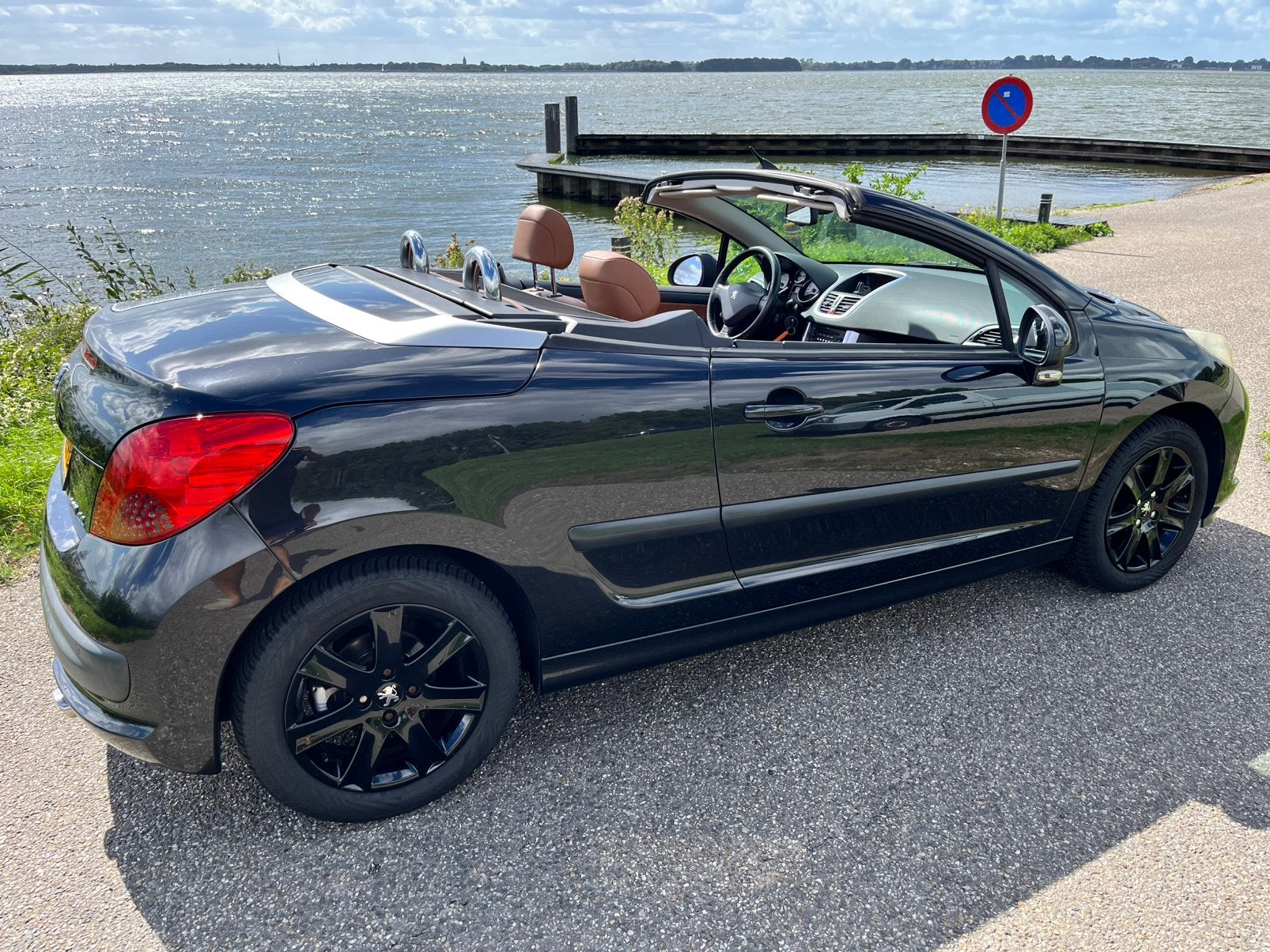 Peugeot 207 1.6 16V CC 88KW 2007 Zwart, Voorwielaandrijving, 15 km/l, 4 cilinders, Cabriolet