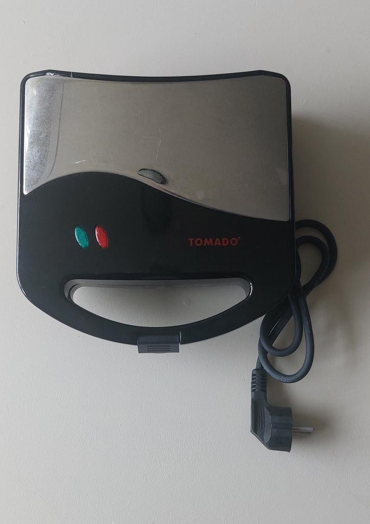 Tomado TSM2001B Sandwichmaker - Zo goed als nieuw, Witgoed en Apparatuur, Contactgrills, Ophalen, Zo goed als nieuw