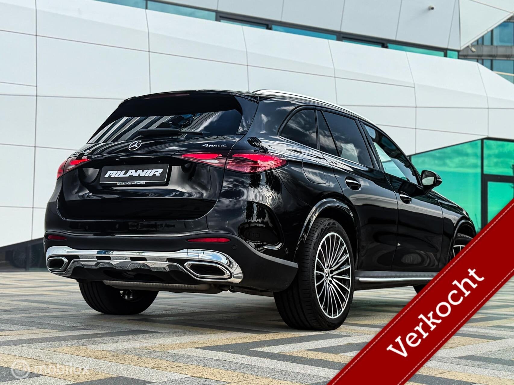 Mercedes GLC-klasse 300e 4MATIC AMG Line |Pano|Luchtv.|HUD|B, Auto's, Automaat, Gebruikt, Zwart, 2255 kg