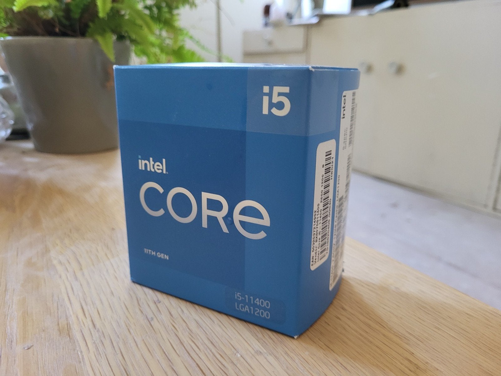Intel Core i5-11400 Processor - Nieuw in ongeopende doos, Computers en Software, Processors, LGA1200, 6-core, Nieuw, Intel Core i5-11400