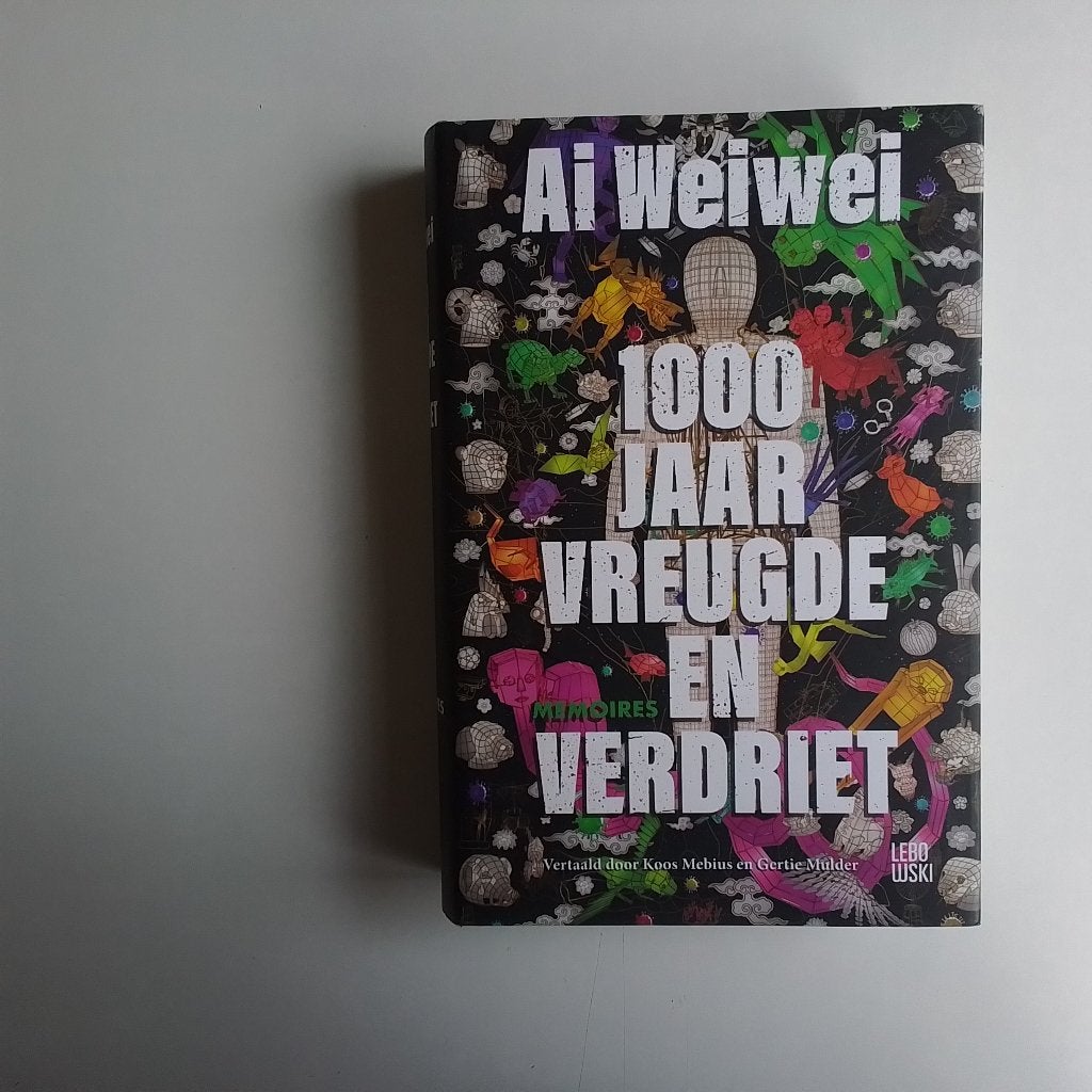 1000 jaar vreugdee en verdriet door Ai Weiwei., Ophalen of Verzenden, Zo goed als nieuw