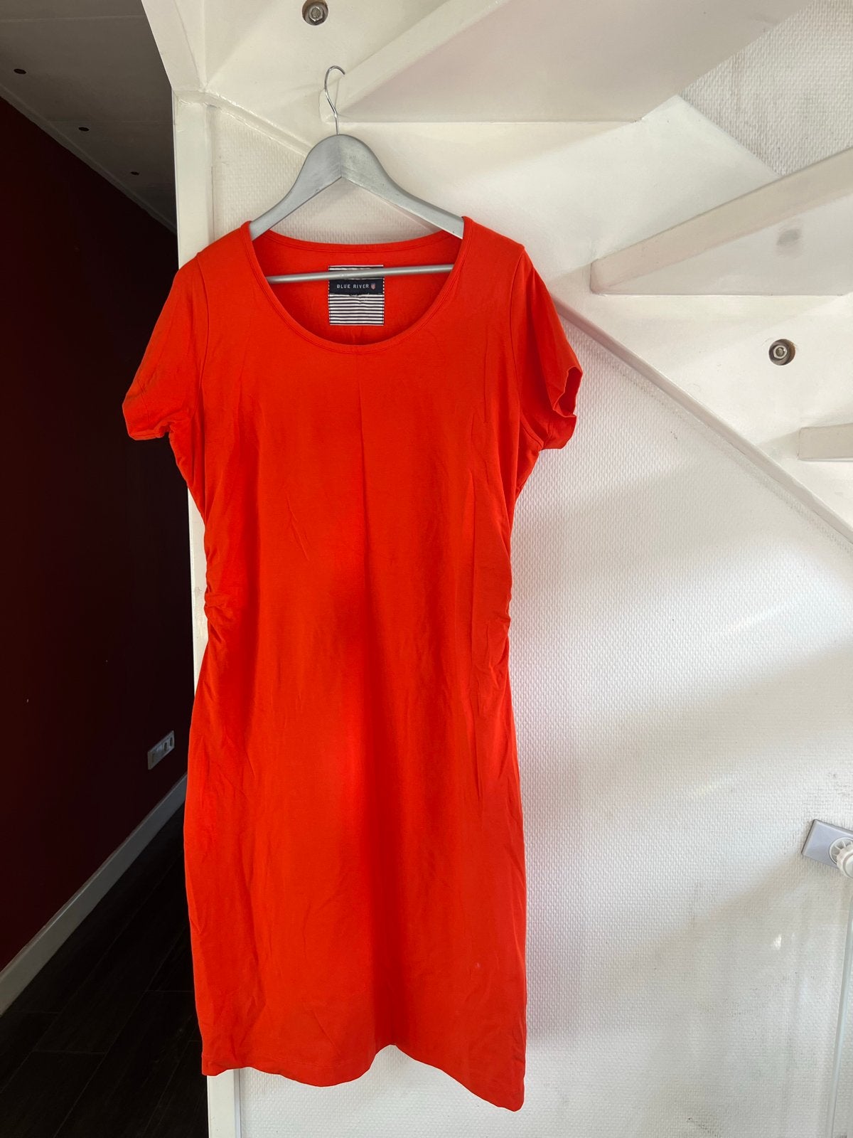 Oranje jurk van Fabina, maat M, Maat 38/40 (M), Oranje, Ophalen of Verzenden, Zo goed als nieuw
