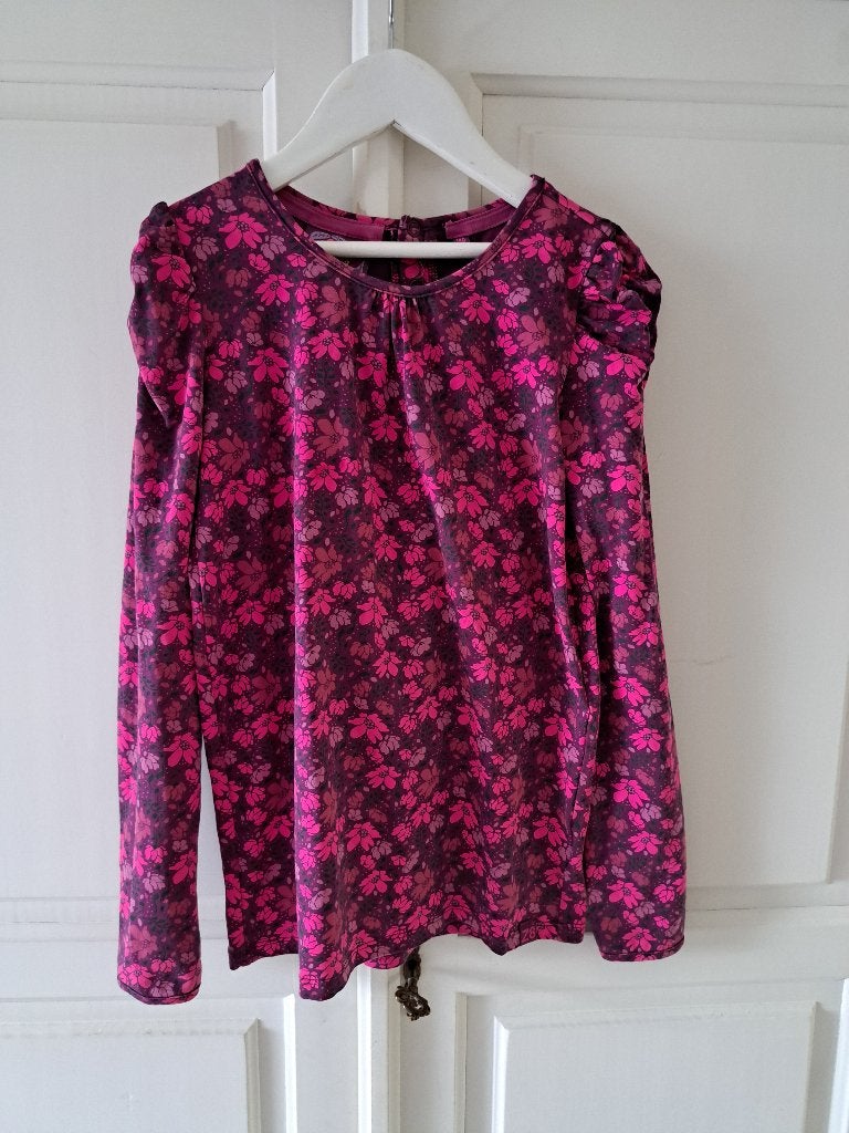 bedrukt t-shirt (Z8) 140/146, Kinderen en Baby's, Meisje, Z8, Ophalen of Verzenden, Zo goed als nieuw
