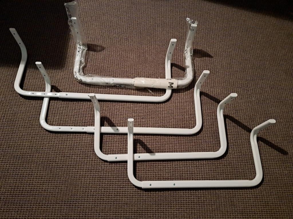 Wandbeugels voor kleding, Ophalen