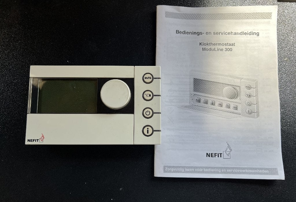 Klokthermostaat Nefit ModuLine 300, Ophalen of Verzenden, Gebruikt