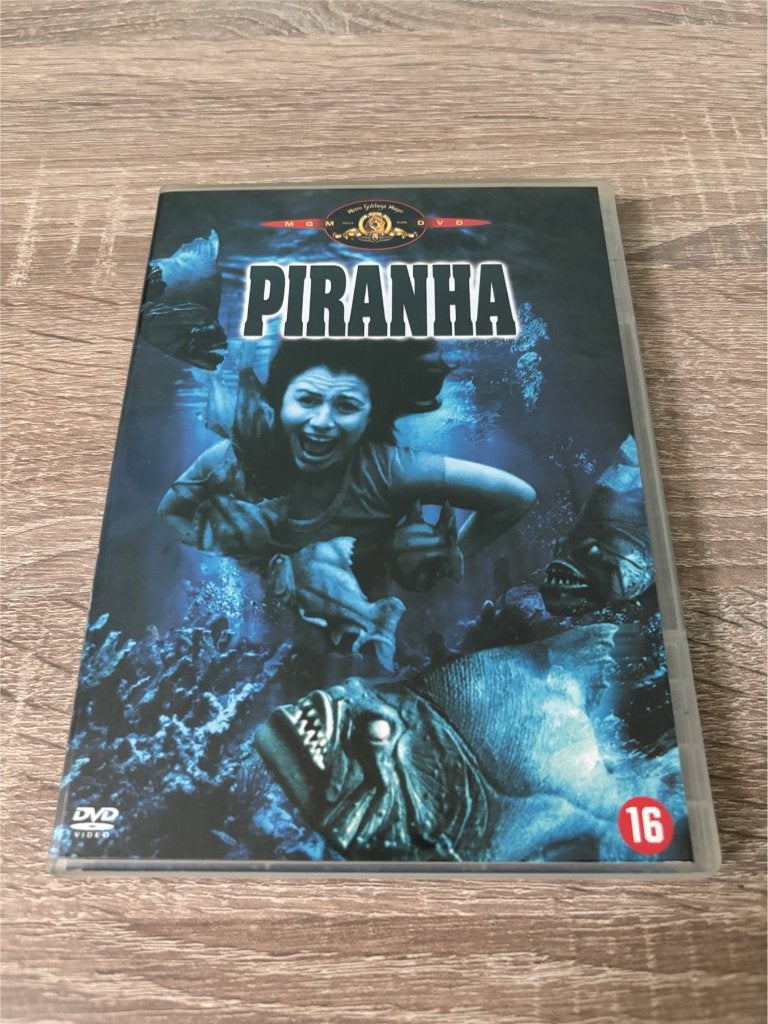 Dvd's Piranha + Piranha Remake (2010) + Piranha 2, Vanaf 16 jaar, Verzenden, Gebruikt, Monsters