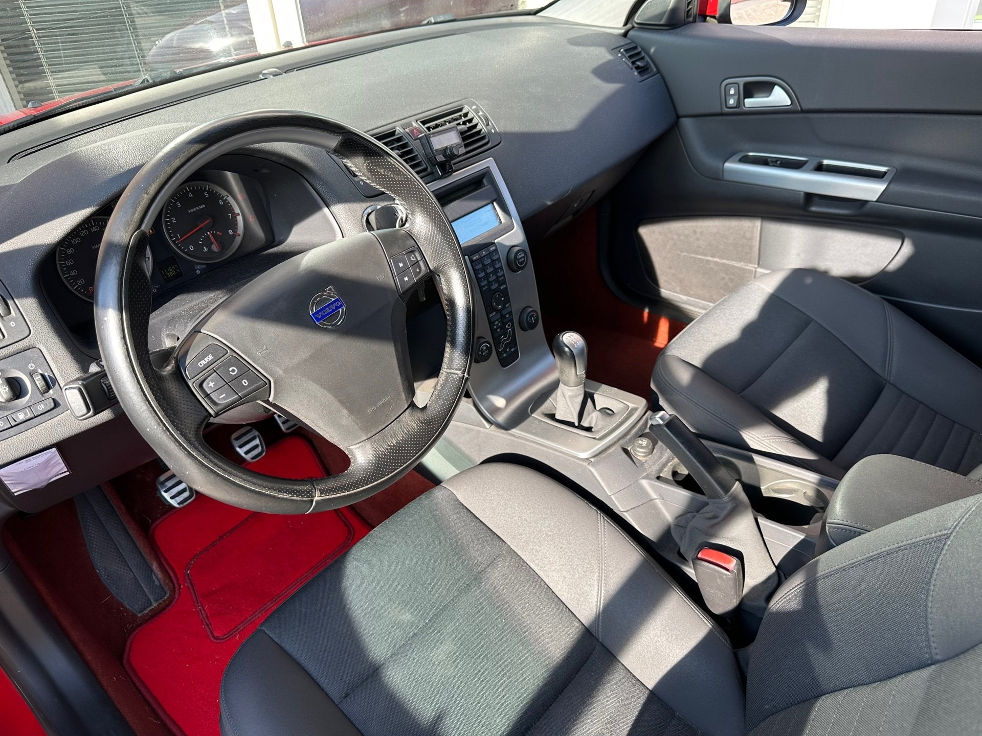 Volvo C30 2.0 Momentum / Airco / Dealer auto / NAP / Cruise, Auto's, Voorwielaandrijving, Gebruikt, Huisgarantie, Met garantie (alle)