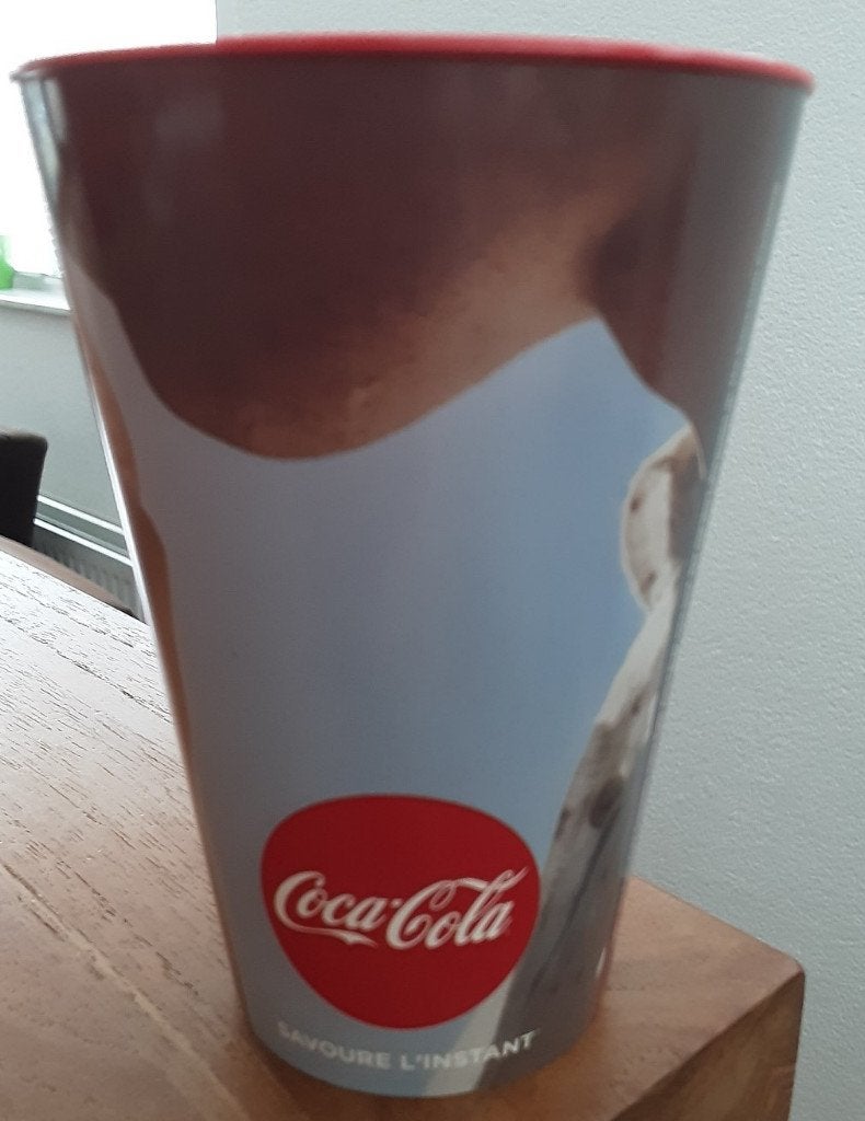 Beker Coca-Cola Savoure l'instant - uit Frankrijk - IZGST, Ophalen of Verzenden, Zo goed als nieuw, Gebruiksvoorwerp
