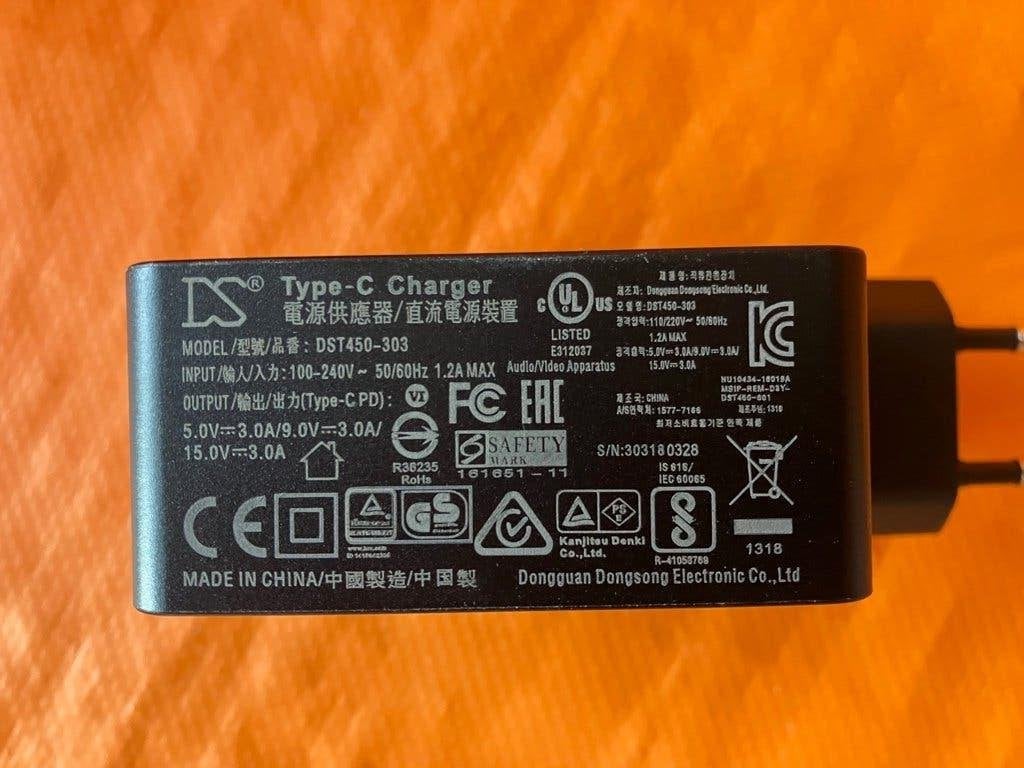 Charger USB - C van 5 tot en met 15 Volt/ 3 amp, Computers en Software, Laptop-opladers, Verzenden, Zo goed als nieuw, Diverse