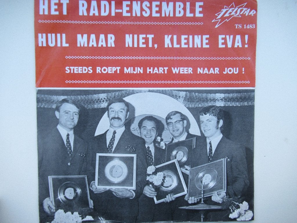 HET RADI - ENSEMBLE # STEEDS ROEPT MIJN HART WEER NAAR JOU, 7 inch, Ophalen of Verzenden, Zo goed als nieuw, Levenslied of Smartlap