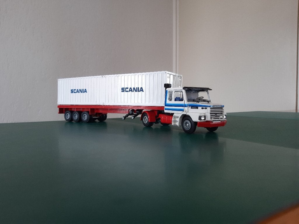 Tekno Scania 142H truck met trailer en containers., Hobby en Vrije tijd, Modelauto's | 1:50, Ophalen of Verzenden, Zo goed als nieuw